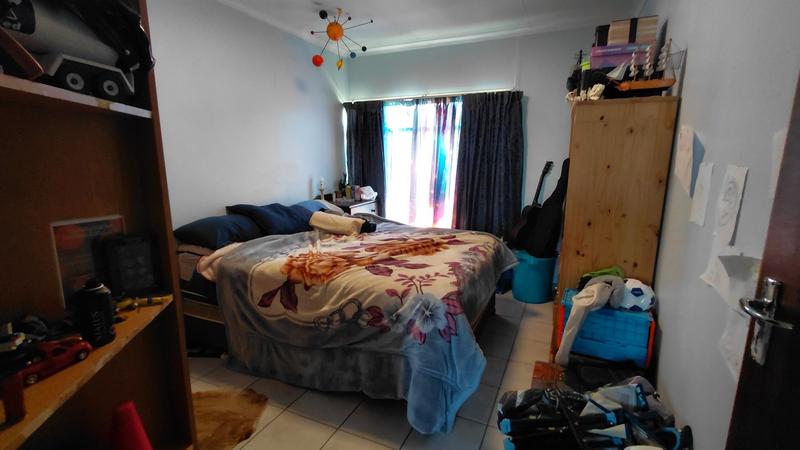 6 Bedroom Property for Sale in Ferreira Free State